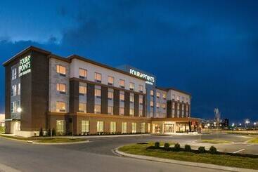 هتل Four Points By Sheraton Kansas City Olathe