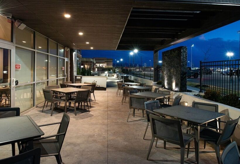 فندق Four Points By Sheraton Kansas City Olathe