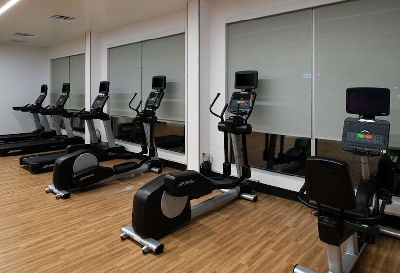 فندق Four Points By Sheraton Kansas City Olathe