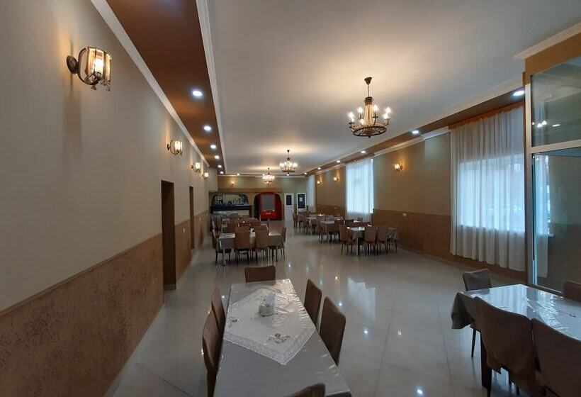 هتل Georgian House
