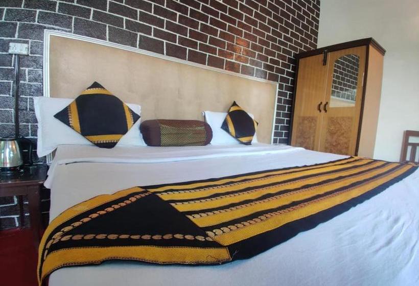 فندق The Satkhol Retreat