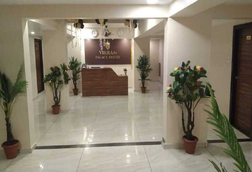 Отель Vikram Palace