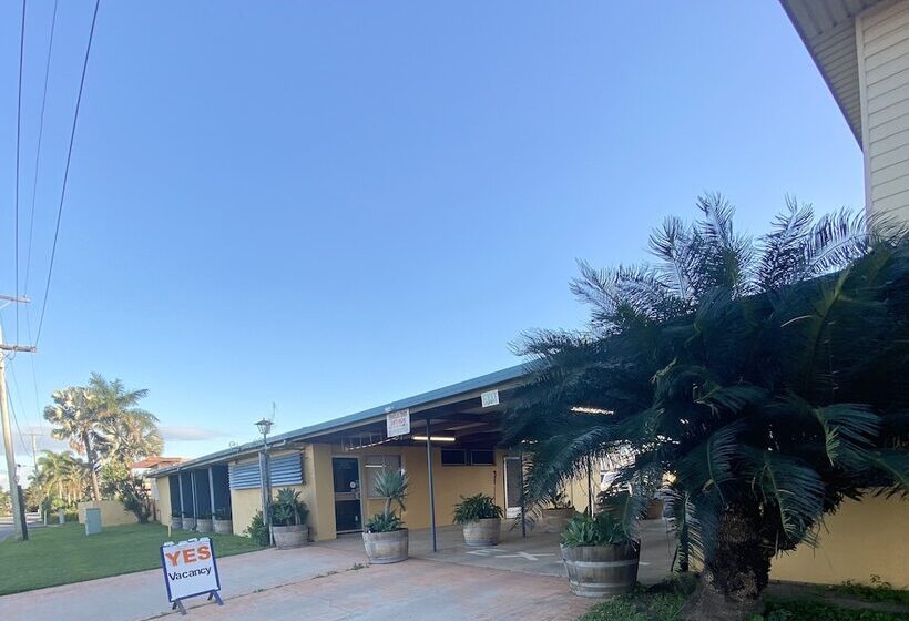 모텔 Proserpine Motor Lodge