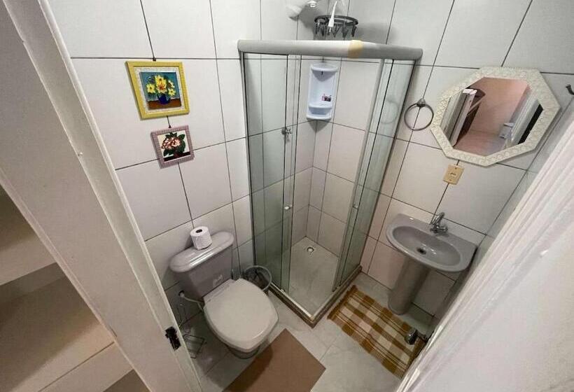 پانسیون Central Praias Suite 2