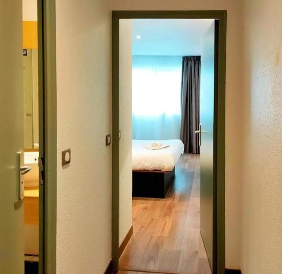 B&b Hotel Cambrai