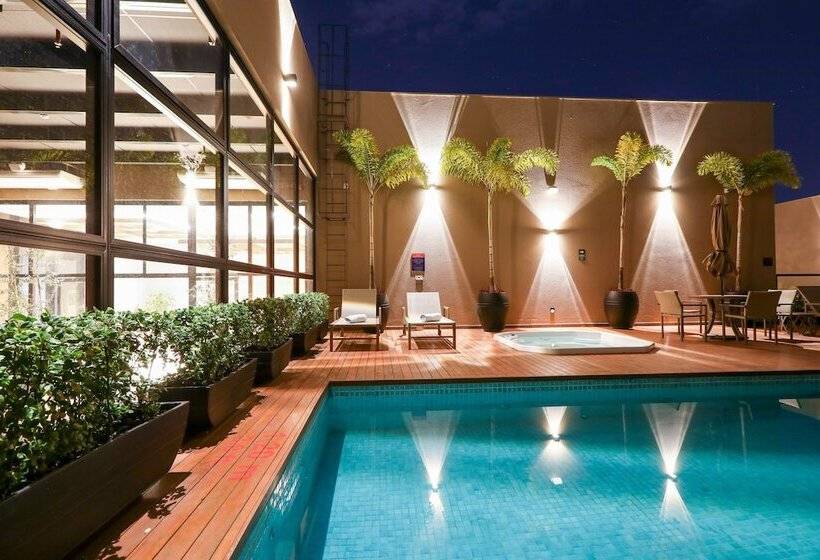 Отель Comfort Suites Sao Jose Do Rio Preto