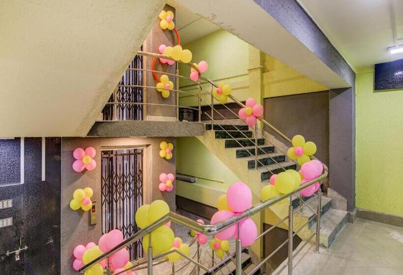 هتل Super Capital O Divira Inn