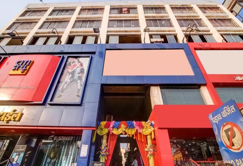هتل Super Capital O Divira Inn