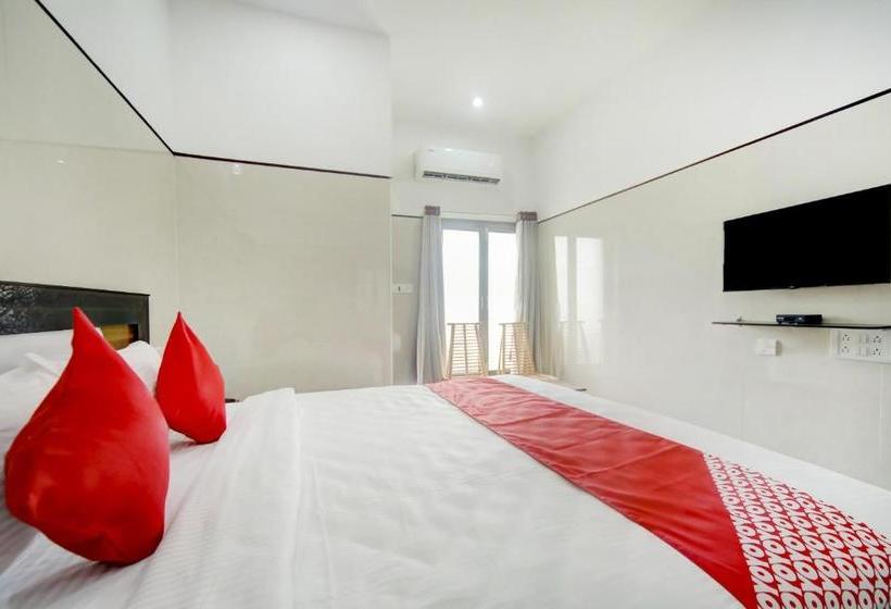 호텔 Oyo 77065 Jeyam Residency