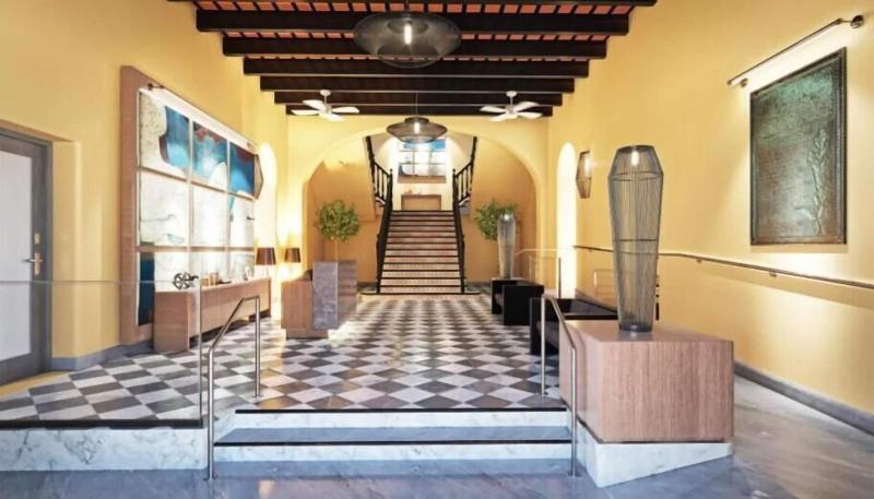 هتل Palacio Provincial San Juan, Curio Collection By Hilton