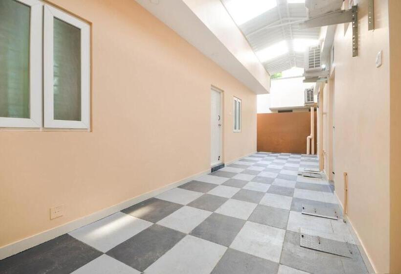 בית מלון כפרי Spot On 77128 Siva Residency