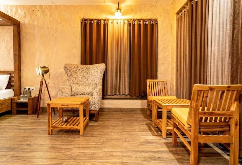 ホテル The Satpura Panchtatva Villa