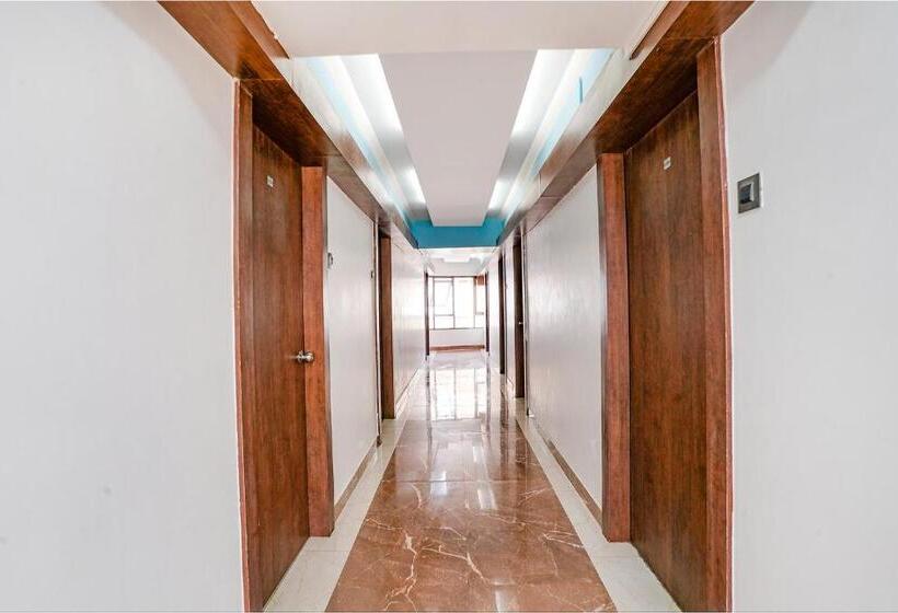 بنسيون Fabexpress White House   Nr Midc Khargar