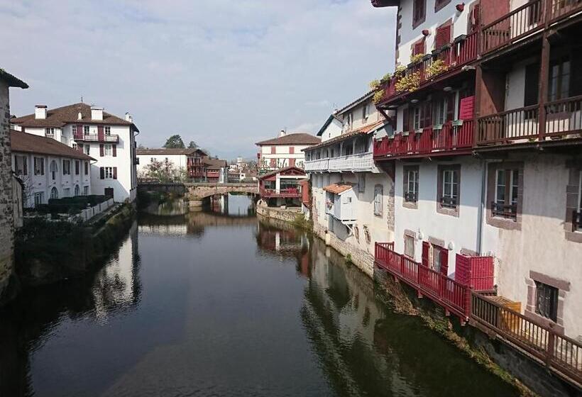 تختخواب و صبحانه Villa Goxoki Avec Piscine Saint Jean Pied De Port