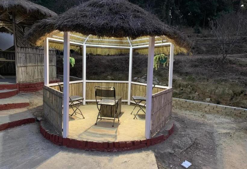 בית מלון כפרי Aaradhey Cottage