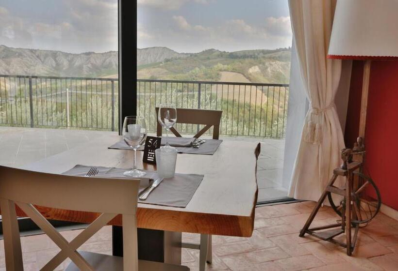 هتل Agriturismo Torre Del Marino