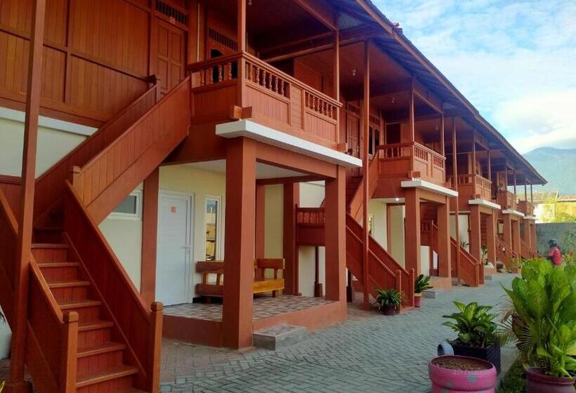 هتل Granada Inn Palu