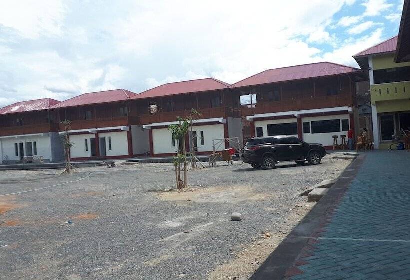 هتل Granada Inn Palu