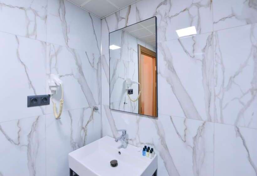 Fotos del hotel Istport:  7
