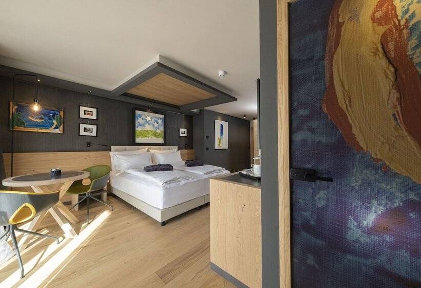 هتل Locanda Degli Artisti Art