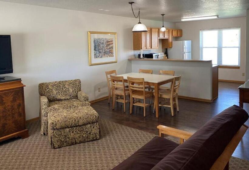 هتل Nauvoo Vacation Condos And Villas
