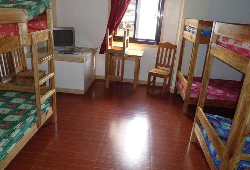 Hotel Oyo 704 Yang S Homestay