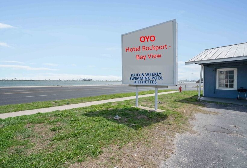 هتل Oyo  Rockport Bay View