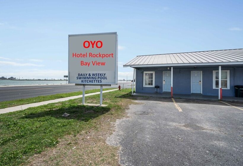 هتل Oyo  Rockport Bay View