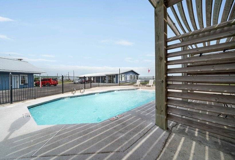 هتل Oyo  Rockport Bay View