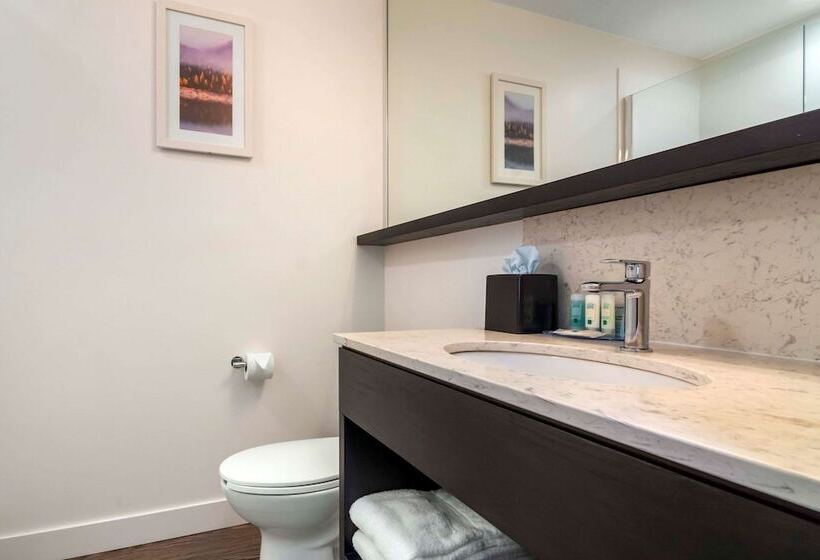 בית מלון כפרי Quality Inn