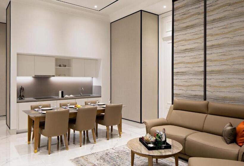 هتل The Grand Mansion Menteng By The Crest Collection