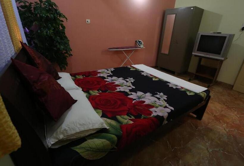 Pensão Darryl Ribeiro S 2bhk & 3bhk Apartment In A Villa