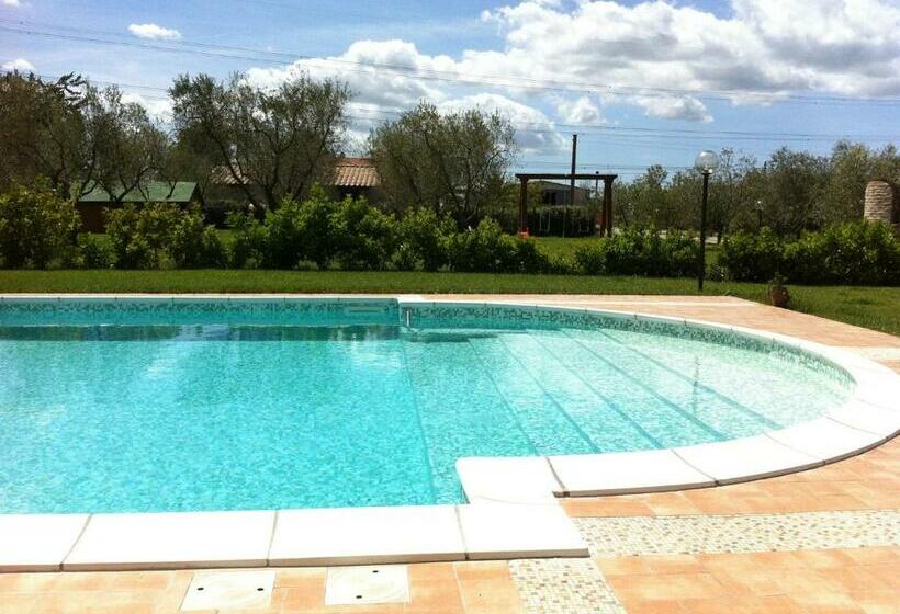 Отель Agriturismo Il Giglio Di Sant Antonio