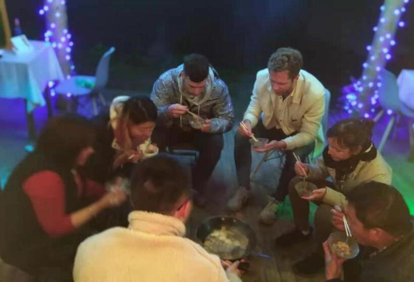 Отель Longji Terrace La Vie Inn