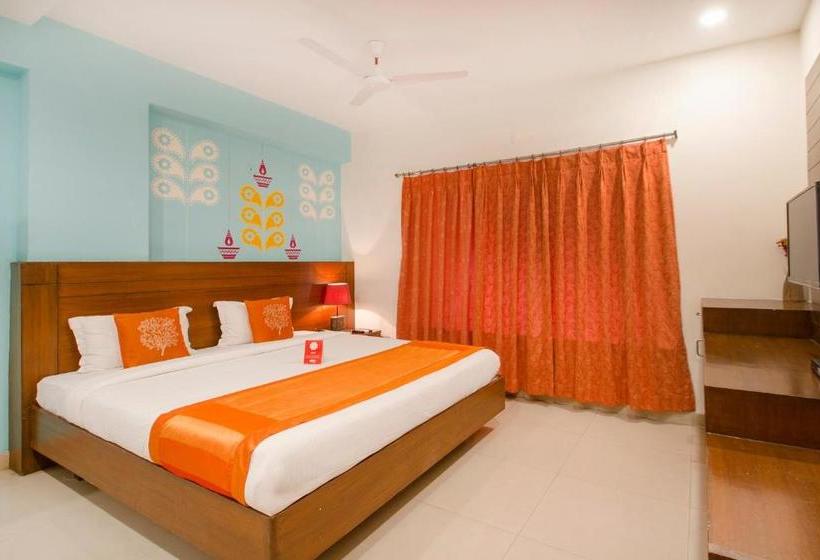 Hotel Oyo 11400 The Down Town Suites