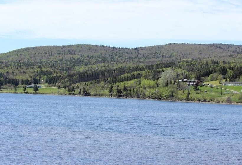 فندق على الطريق Duck Cove Inn