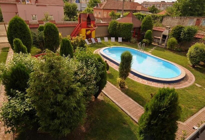 پانسیون Casa Mihai