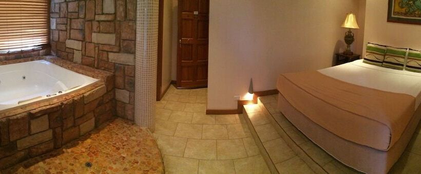 هتل Aspect Central