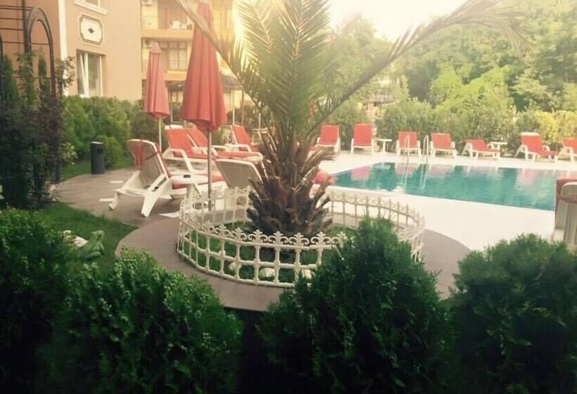 ホテル Bahami Residence