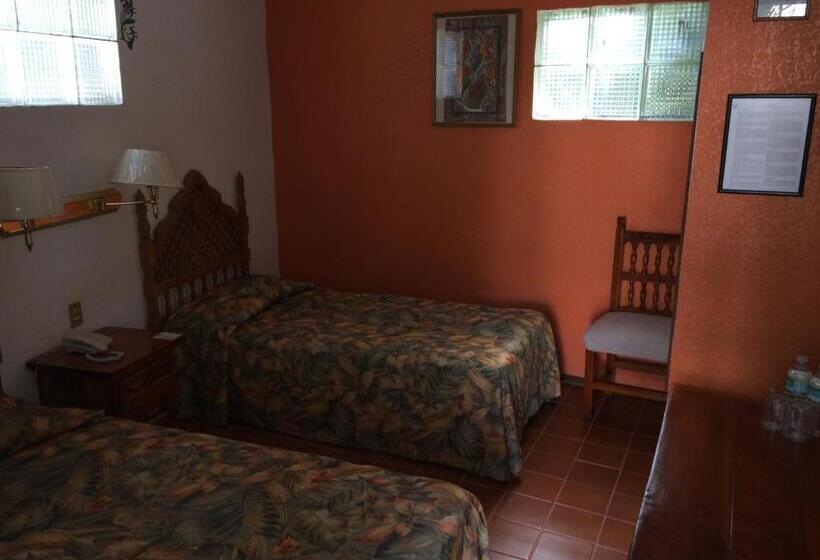 Fotos del hotel Bajo El Volcan:  16