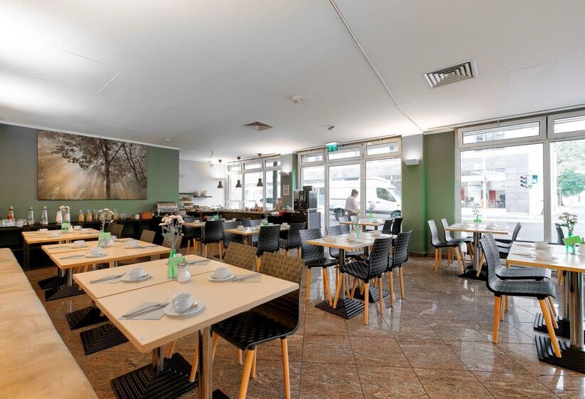 Отель Berlin Mitte By Campanile