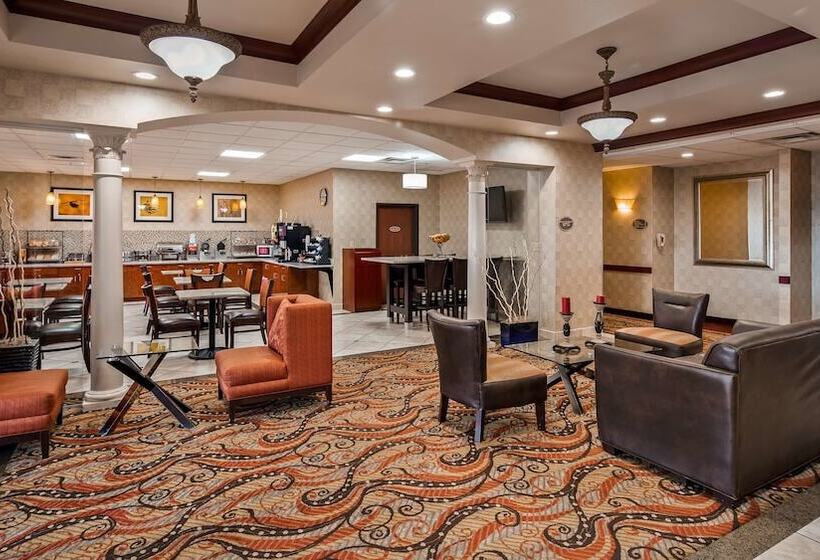 בית מלון כפרי Best Western Plus Memorial Inn