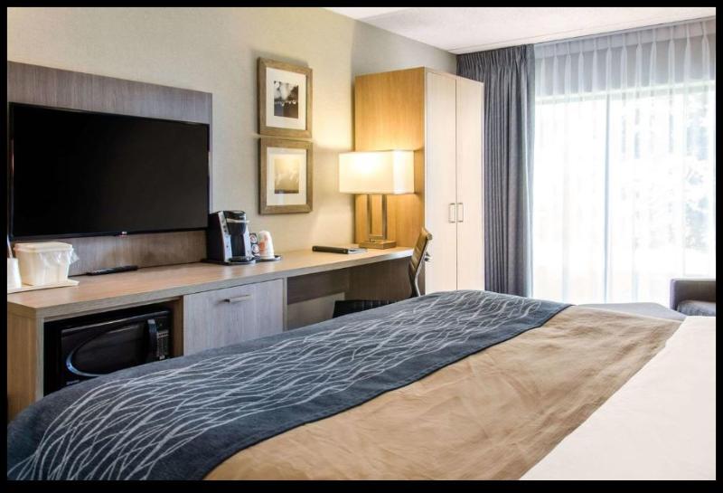 هتل Comfort Inn Airport Dorval