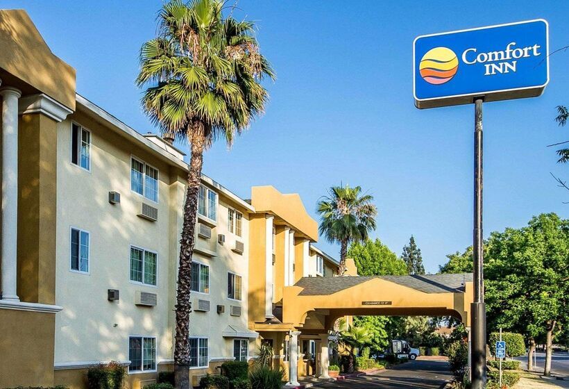 هتل Comfort Inn Modesto
