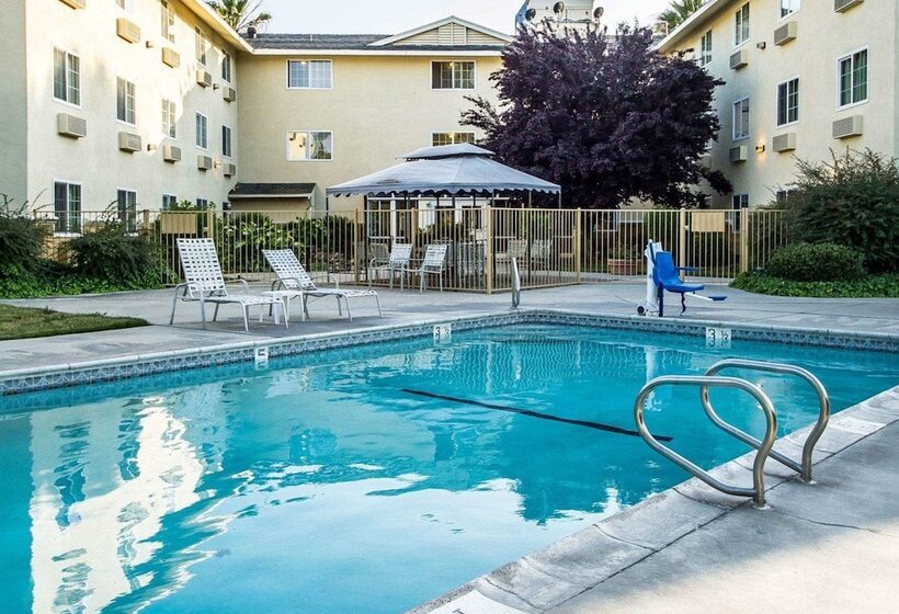 هتل Comfort Inn Modesto