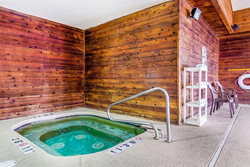 Отель Comfort Inn & Suites Greeley