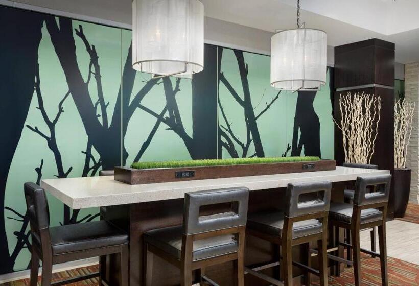 هتل Courtyard New York Manhattan/upper East Side
