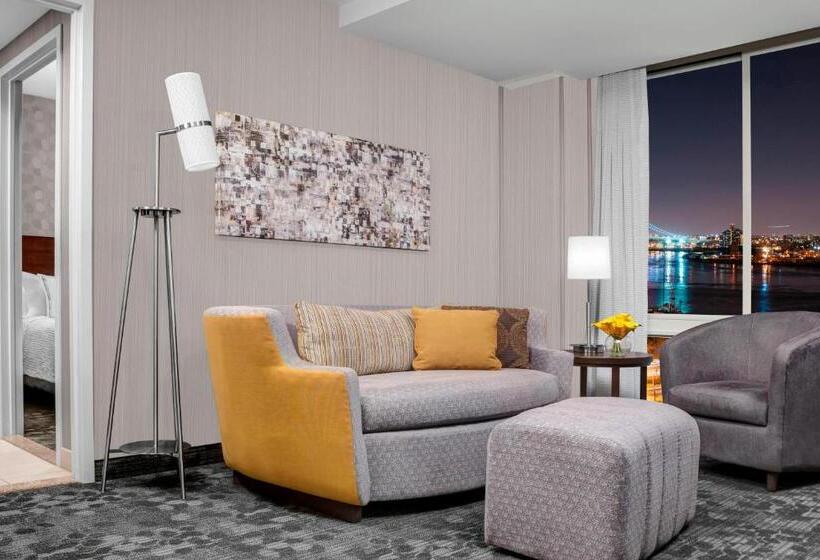 هتل Courtyard New York Manhattan/upper East Side