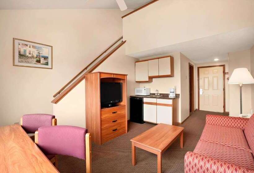هتل Days Inn By Wyndham Colchester Burlington