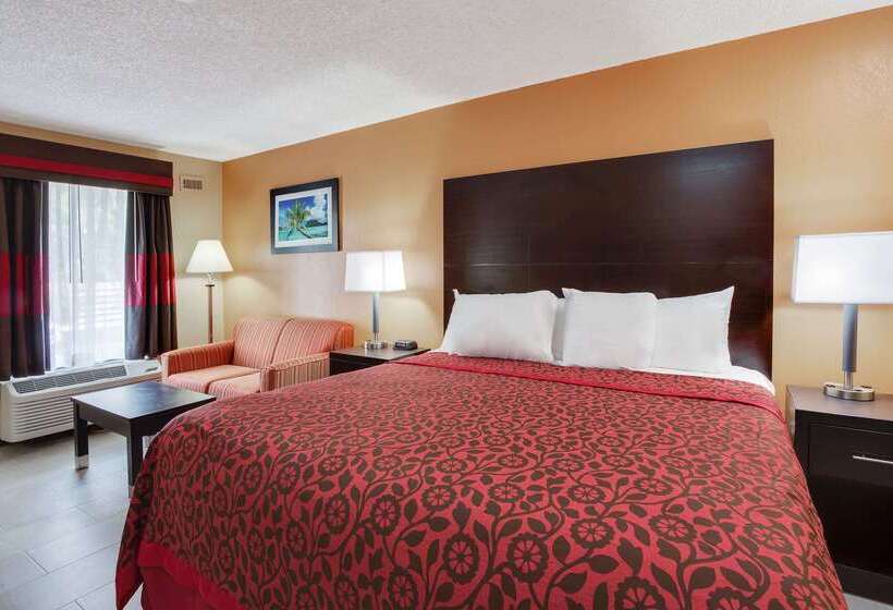 בית מלון כפרי Days Inn By Wyndham Sarasota Bay